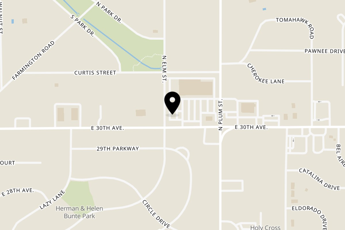 Map showing the location of The Coop Chicken Fingers Hutchinson on 420 E 30th Ave in Hutchinson
